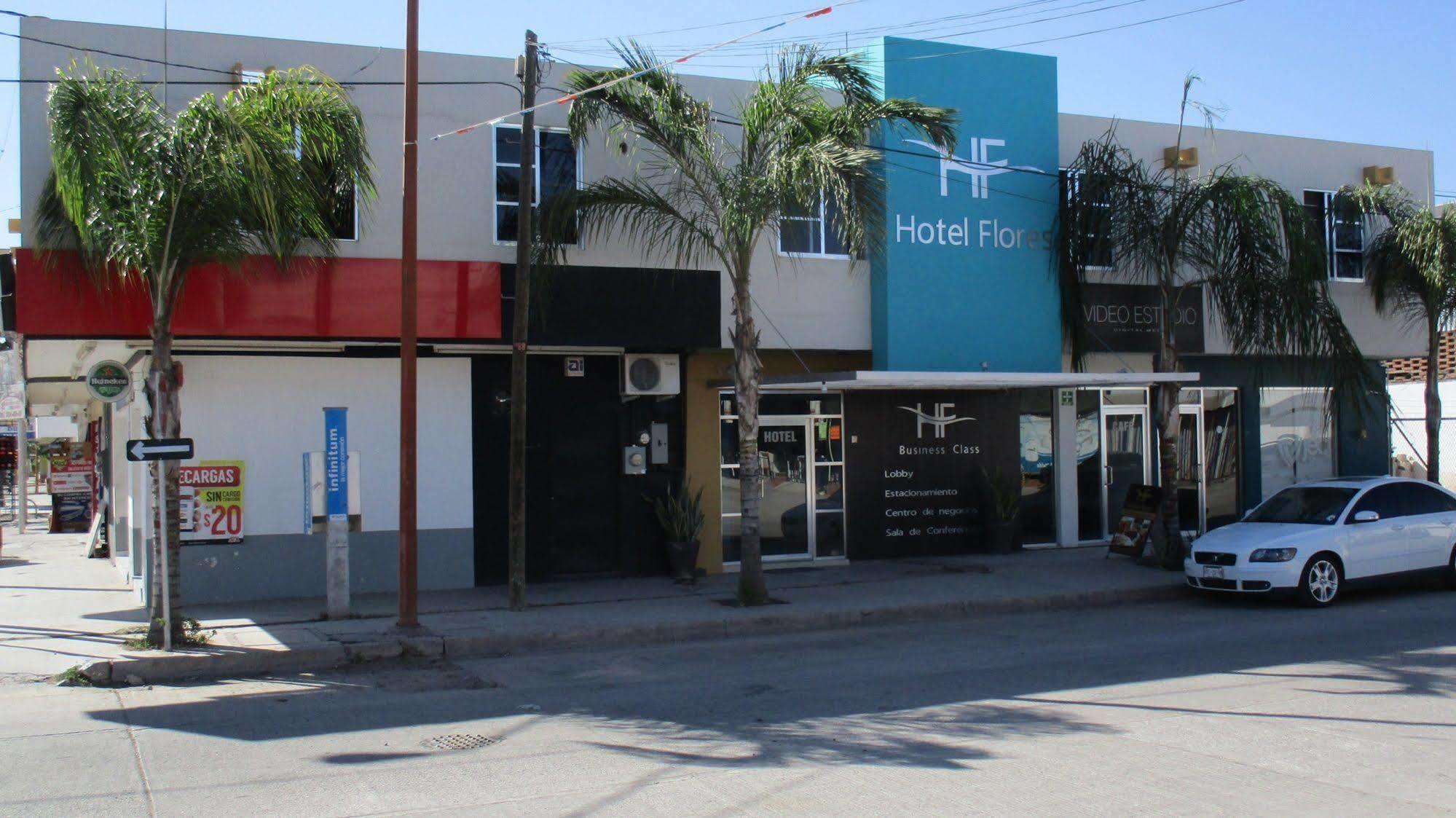 Hotel Flores Guamuchil Eksteriør billede